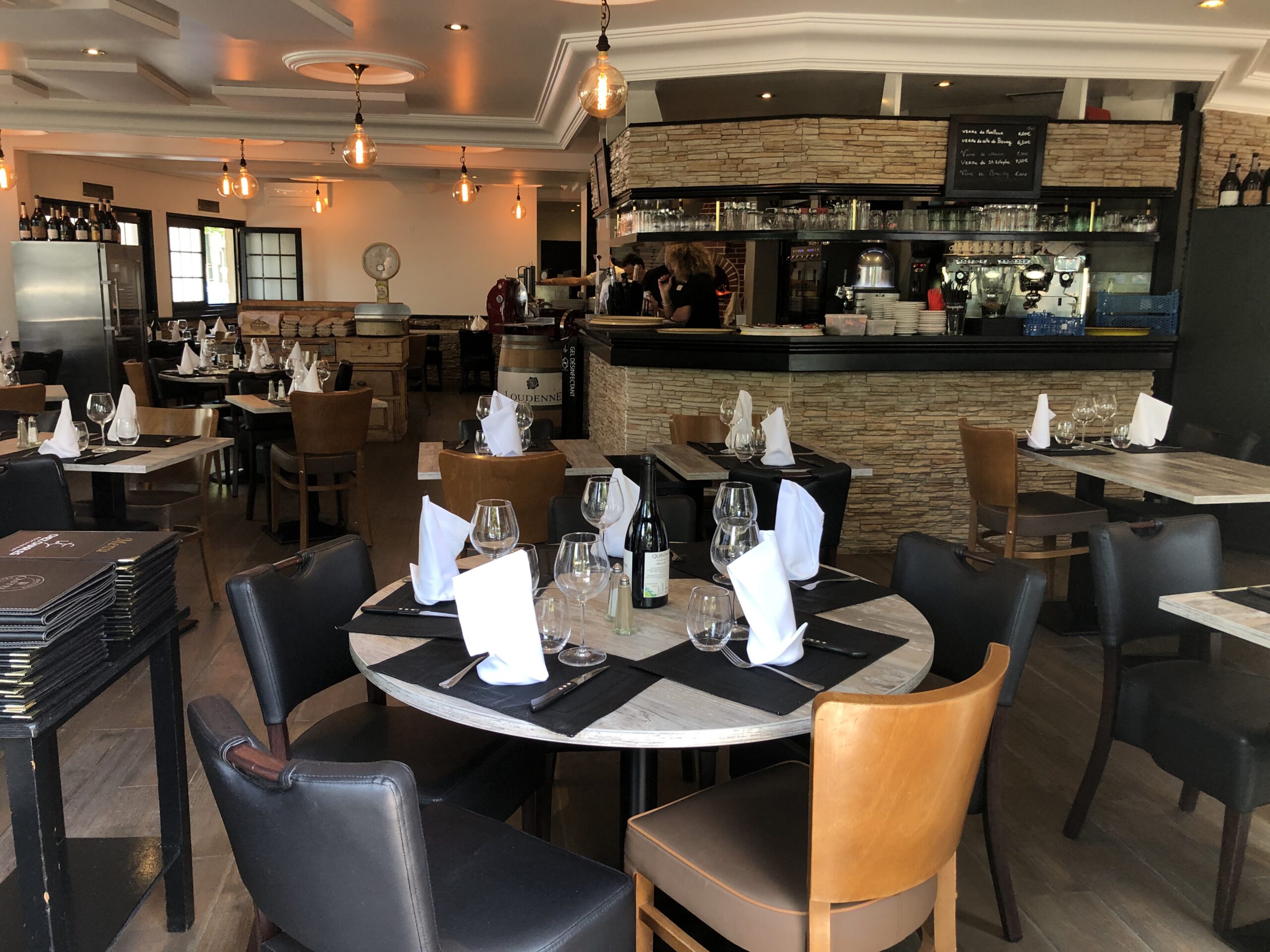 Zone de livraison du restaurant Chez Charles autour de Sucy-en-Brie